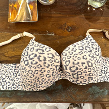 Victoria's Secret Incredible 34D Pink Leopard Lined Underwire T-Shirt Bra