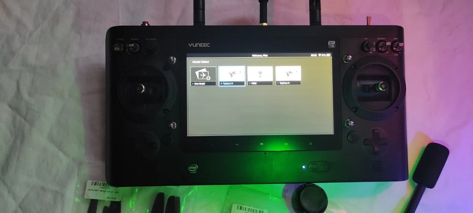 YUNEEC Typhoon H Pro Hexakopter (CGO3 plus Kamera 12 MP, 4K UHD Videofunktion, - Bild 3 von 4