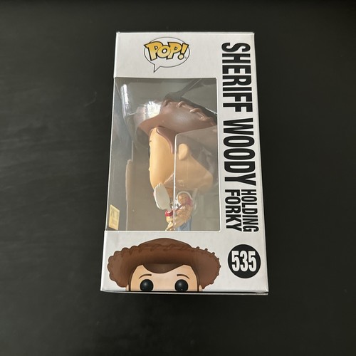 Funko Pop! Toy Story 4: Sheriff Woody holding forchetta #535, argomento fantastico, *voltato* - Foto 2 di 6