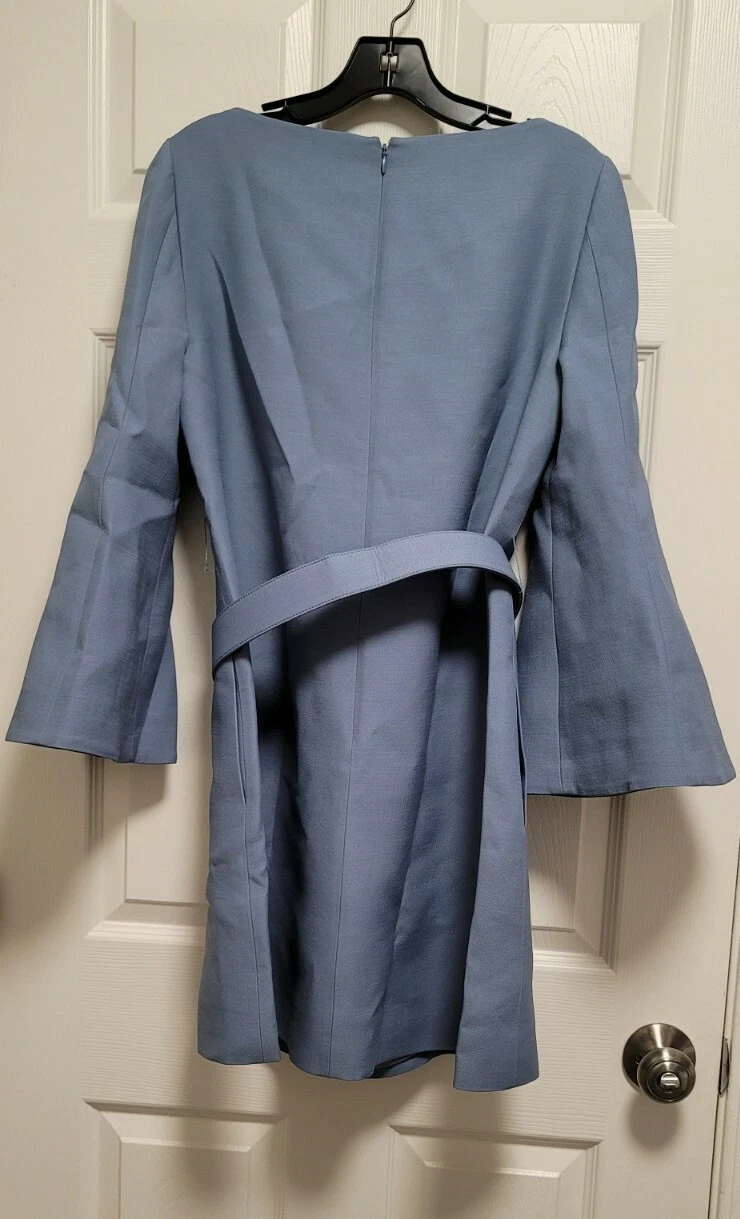 Abito VALENTINO con maniche a campana in lana seta con cintura $3889