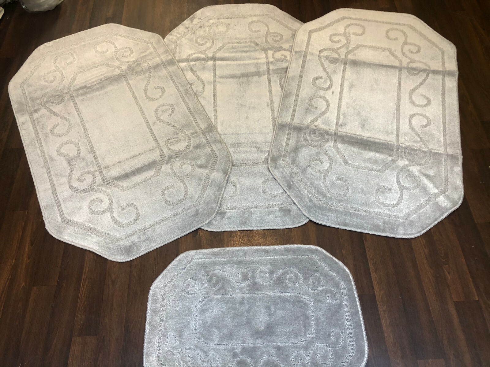 ..ROMANY WASHABLES MATS 4PC SETS NON SLIP GYPSY RUGS 50P DESIGN SILVER