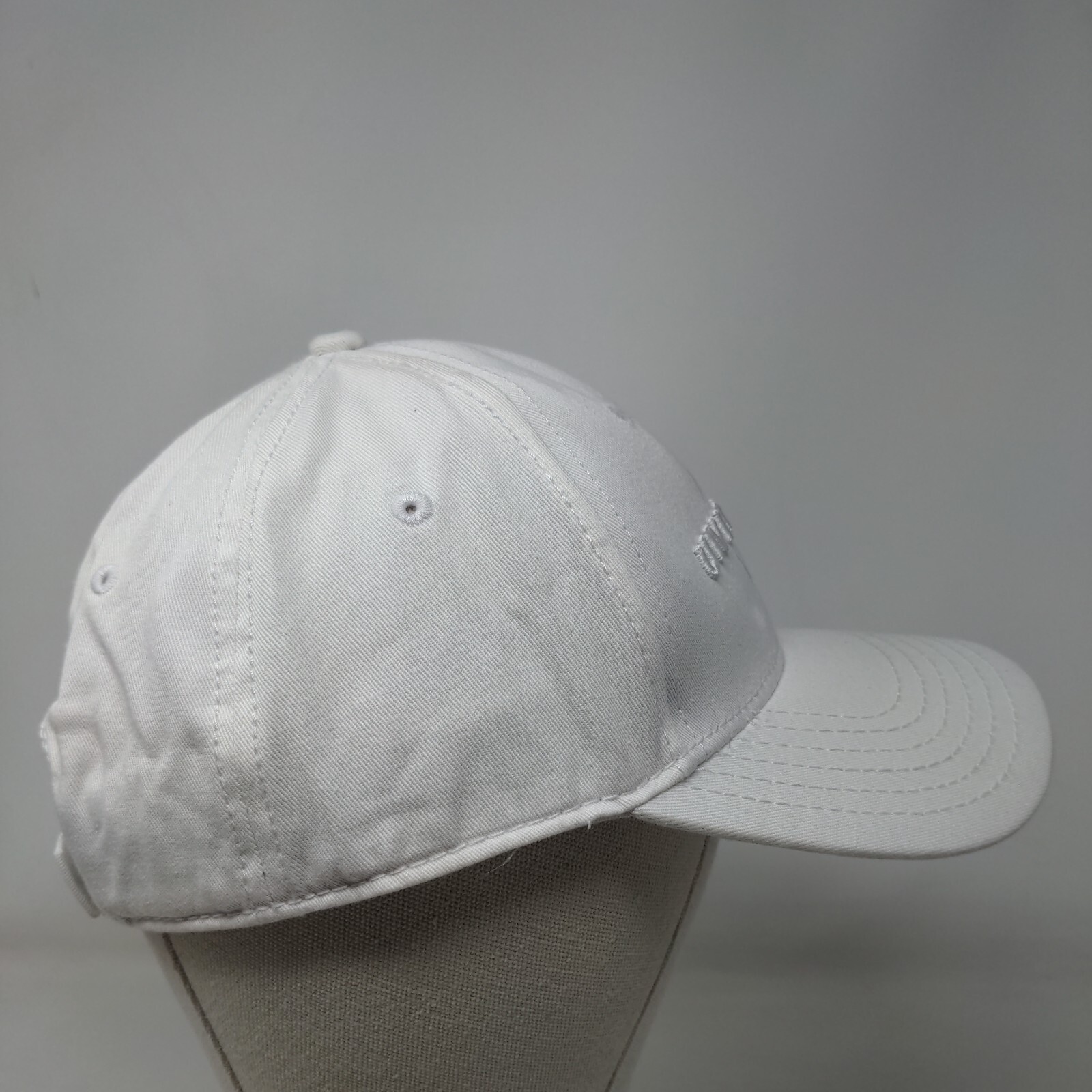 Universal Studios Strapback Hat White One Size Em… - image 4