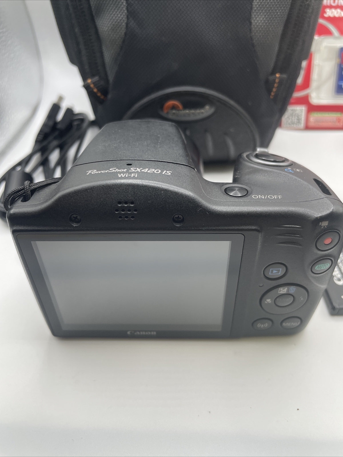 Canon PowerShot SX420 IS 20MP WiFi / NFC Enabled 42x Optical Zoom