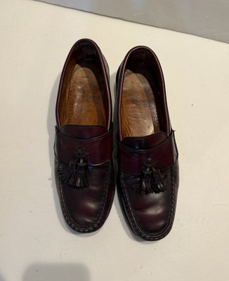 Allen Edmonds Stowe Tassel Burgundy Oxblood Slip On Loafers  display picture 2