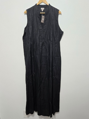 green emerald velvet dress Stella Linen Pintuck Dress main image 1