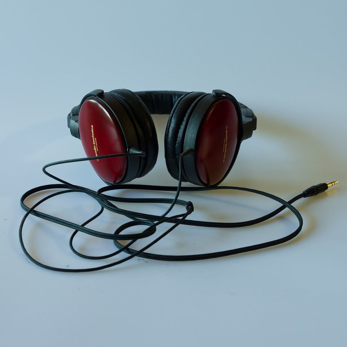 Audio Technica Portable Headphones Wood Ear Cup ATH-ESW9 | eBay