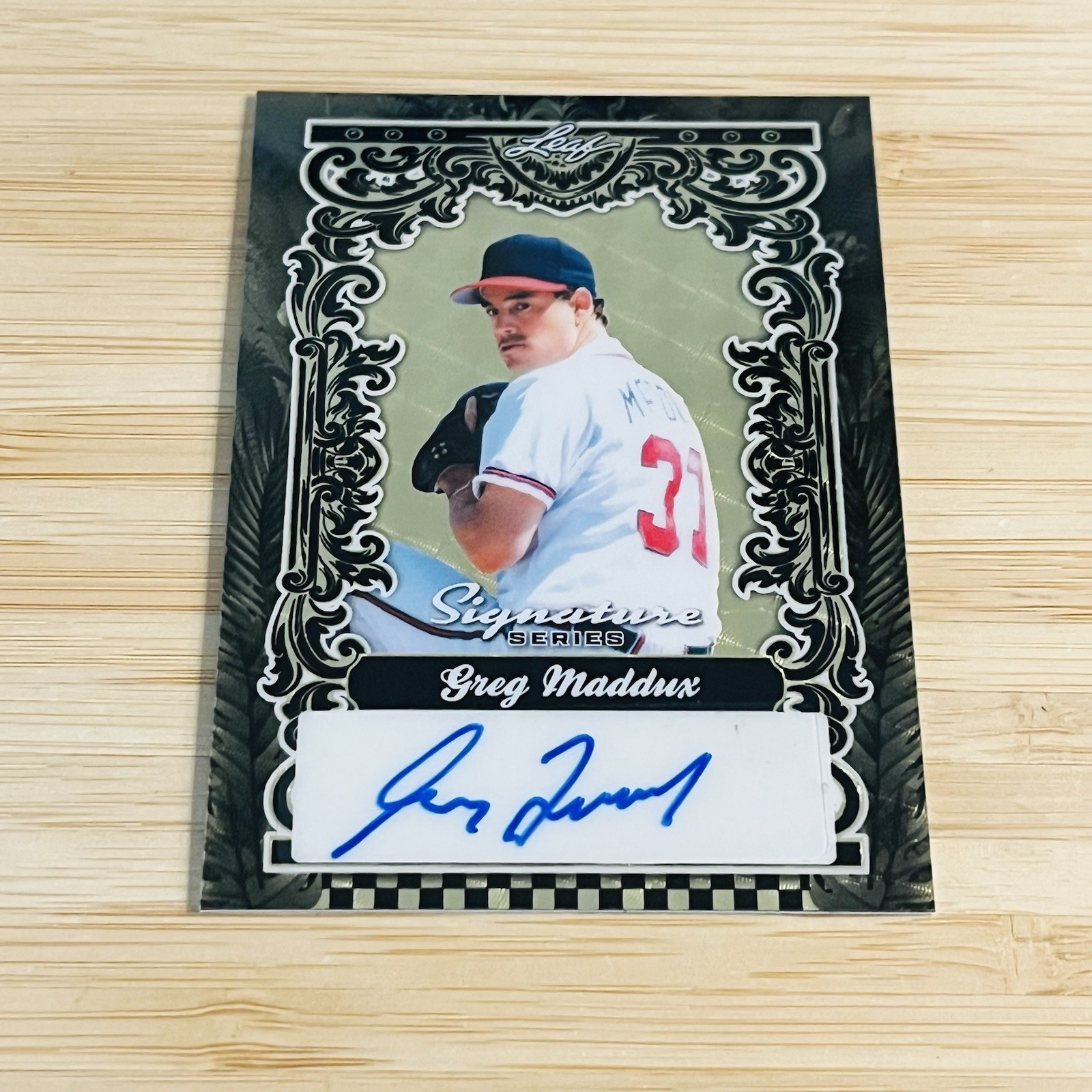 GREG MADDUX 2025 Leaf Signature Series Gold  Superfractor Auto Autograph 1/1 view 2