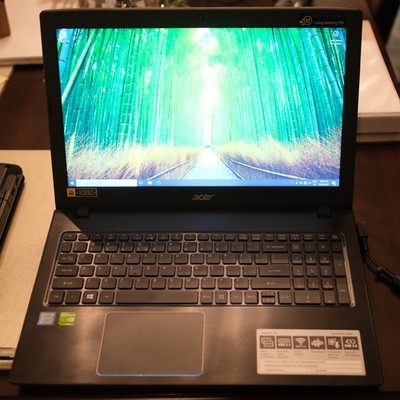 Acer Aspire E5-575G 256GB SSD, I5-7200U, 8GB, Nvidia GeForce 940MX 2GB