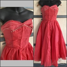 Vintage 1950s Red Taffeta Strapless Party Dress Sweetheart Ric Rac Trim Prom