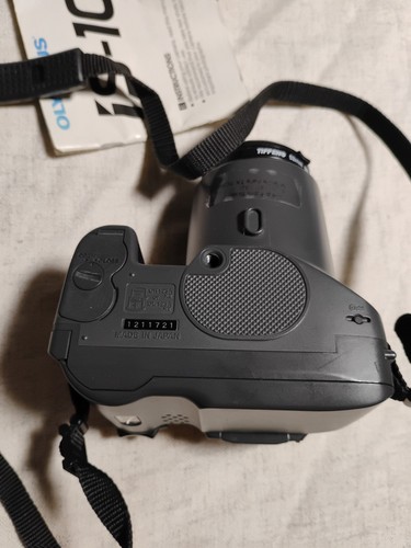 Olympus IS-10 35mm Film Camera 28-110mm with Bag and Strap, With Film - Picture 8 of 10