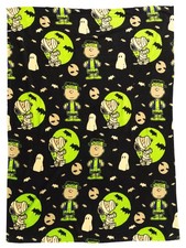 Charlie Brown  Snoopy Silky Soft Plush Throw Blanket, 46" X 60" Halloween Pals