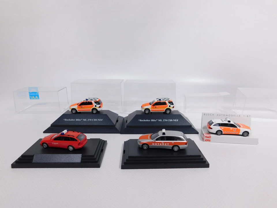 5X Busch H0 1:87 MB Bocholter Blitz Notarzt Frankfurt Airport Ecc Mint #DI37-0,5 - Immagine 2 di 4