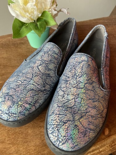 vionic avery slip on