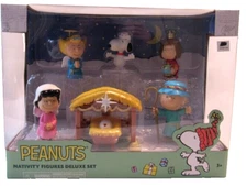 New Peanuts Nativity Scene 7 Piece Set Christmas Snoopy Charlie Brown Figures