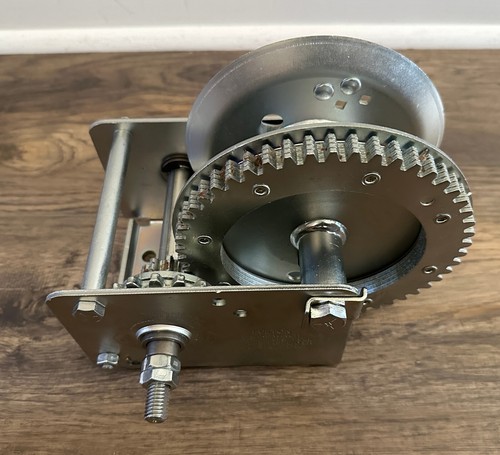 FULTON 143101 HIGH-PERFORM AUTOMATIC SELF-ACTIVATING 1500lb BOAT BRAKE WINCH - Picture 14 of 17