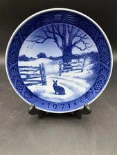 ROYAL COPENHAGEN 1971 Decorative Plate Denmark HARE IN WINTER