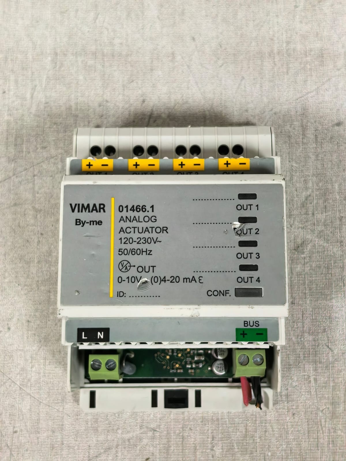VIMAR 01466.1 VIMAR 01466.1 ANALOG ACTUATOR 120-230V 3