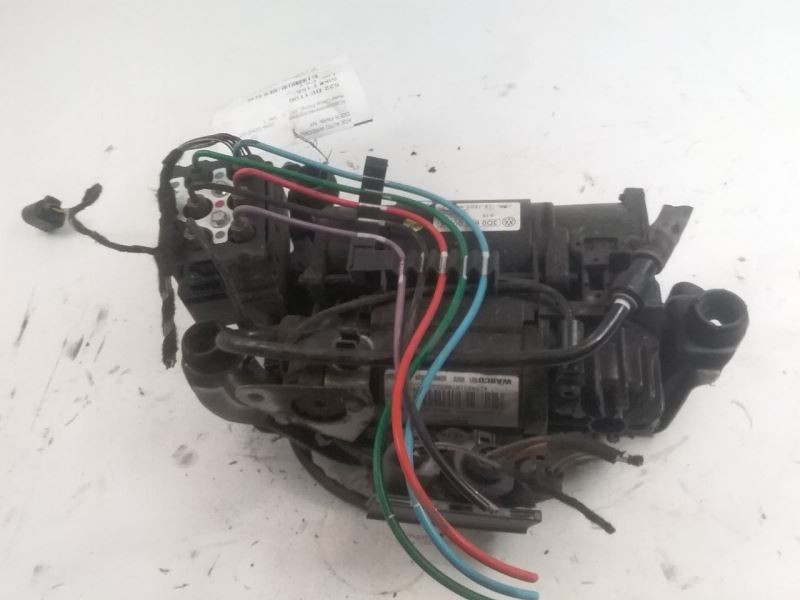 Bentley Continental GT 2006 Air suspension compressor