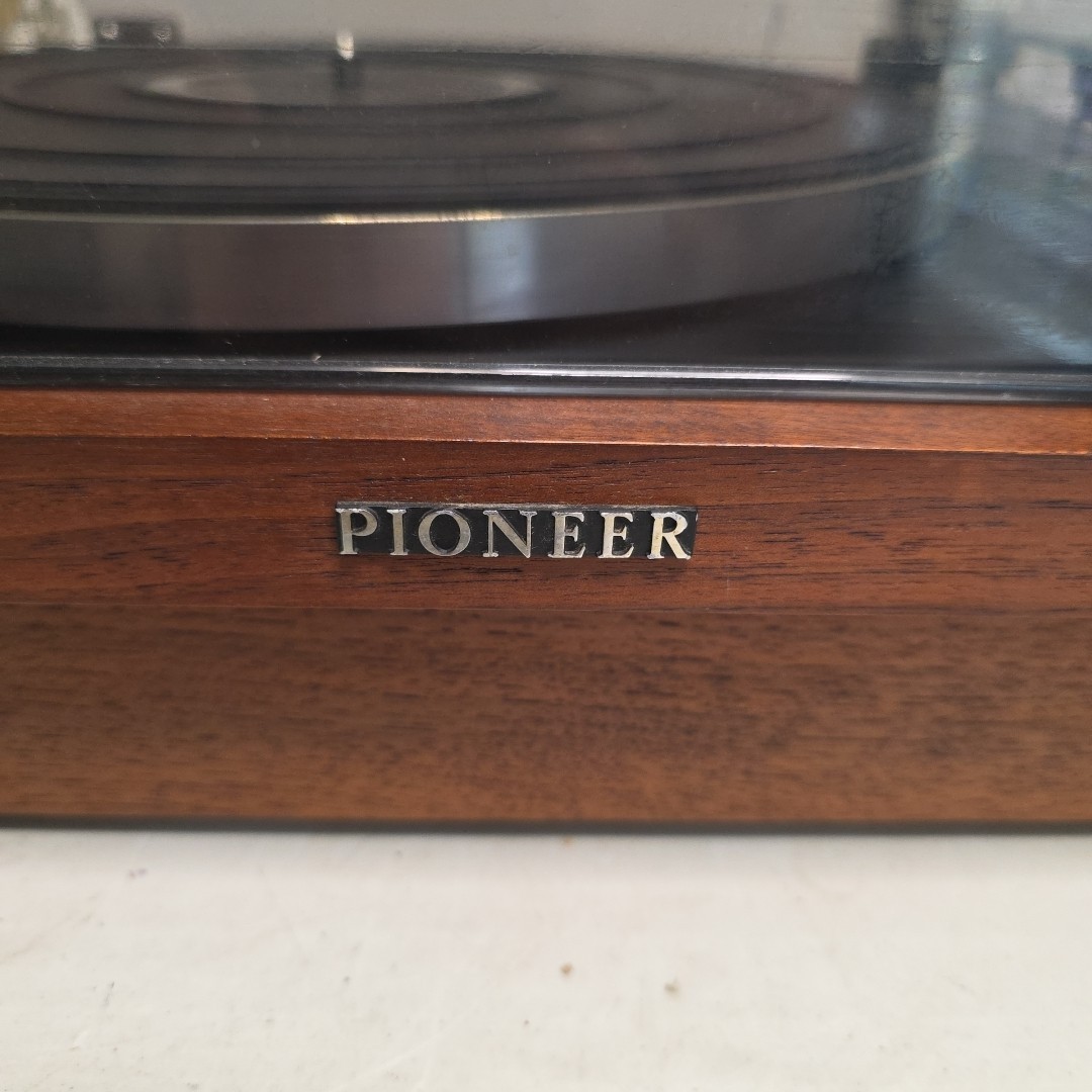 Vintage Pioneer PL-25 Hi-Auto 2-Speed Real Wood Turntable Record