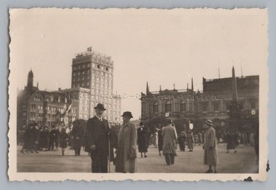 Leipzig in the Nazis era - Augustusplatz with buildings still intact - Photo 1930s