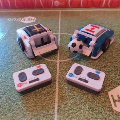 HEXBUG Robotic Soccer Arena Ages 8+ Sports Strategy Kit Game
