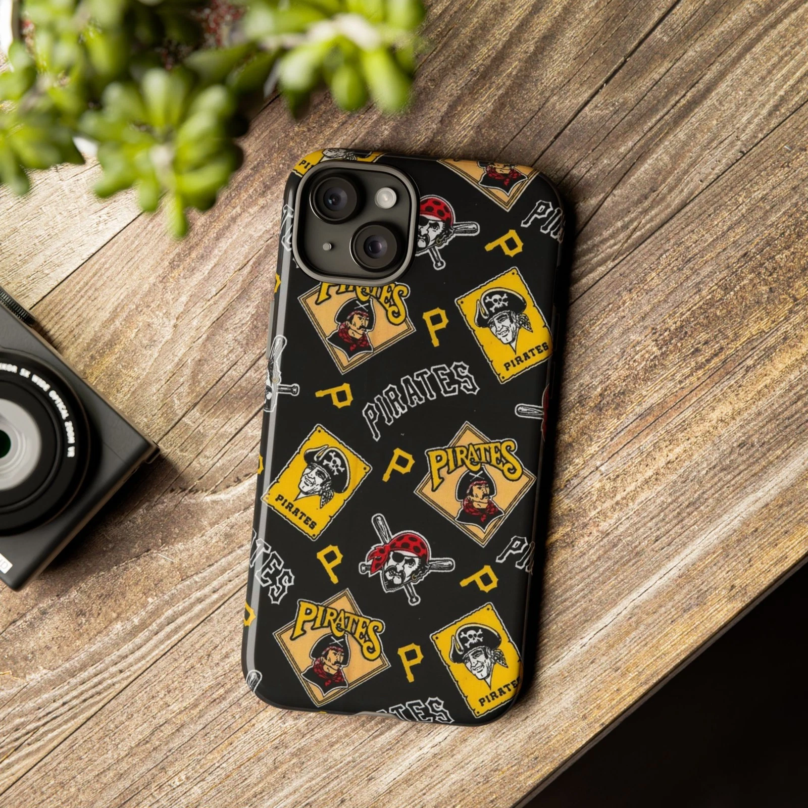 Pittsburgh Pirates Apple iPhone Cases