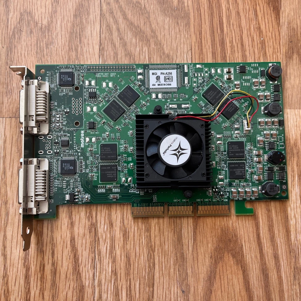 RARE! Matrox Parhelia AGP 4x 256 MB Dual DVI Graphics Card with Accessories - Image 2 of 4