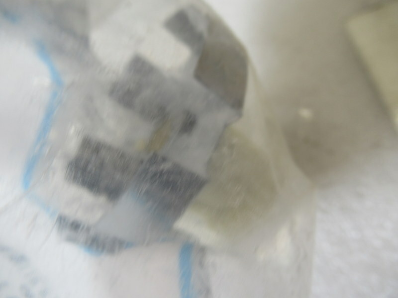 Picture 4 of 5
