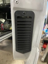 1st gen 82-93 Chevrolet S10 air circulation door cab fresh air inlet vents (NEW)