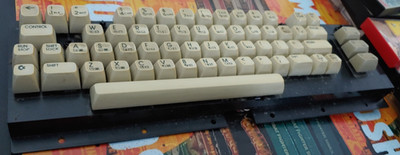 Commodore 16 C 16 Tastatur + Schrauben + Kabel (works) keyboard 8-bit 3 keys mis