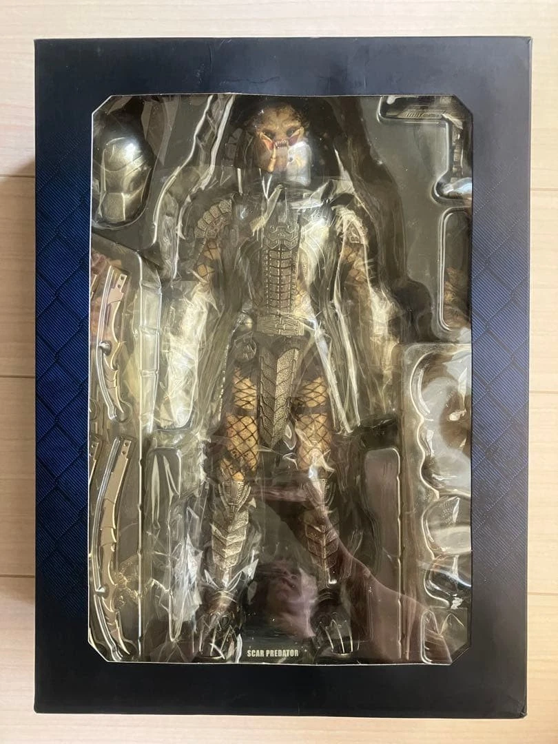 Hot Toys Scar Predator for sale | eBay