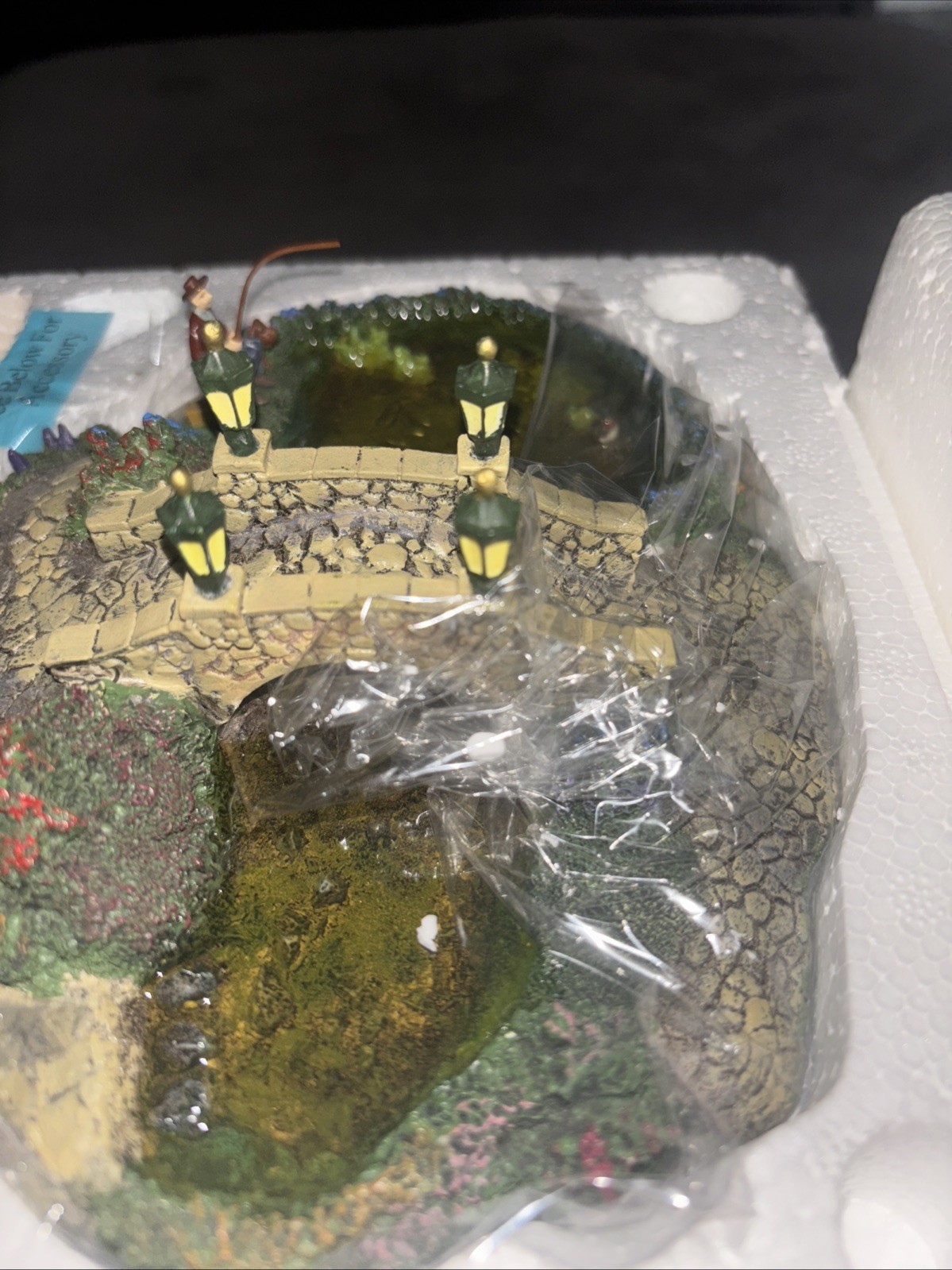 Picture 4 of 9