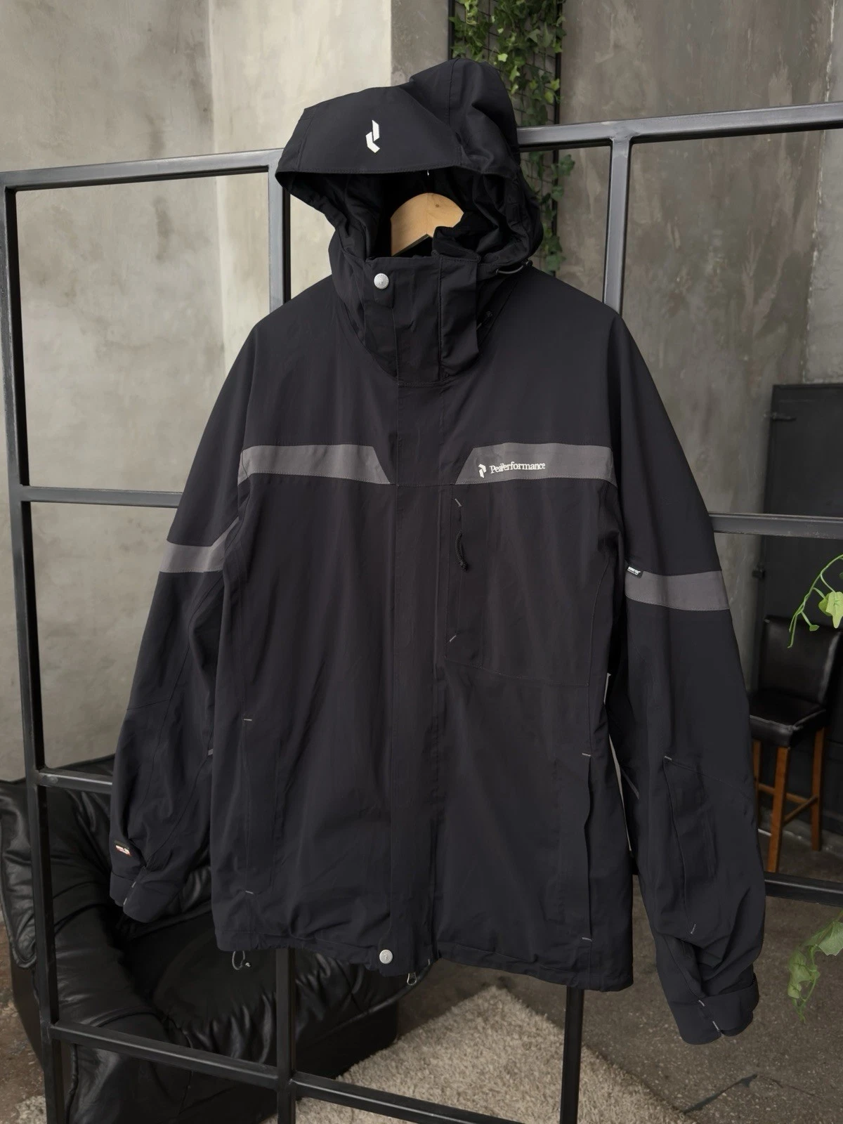 Peak Performance GORE-TEX Shell Mens Ski Jacket Recco Outdoor NO FEES TO US!