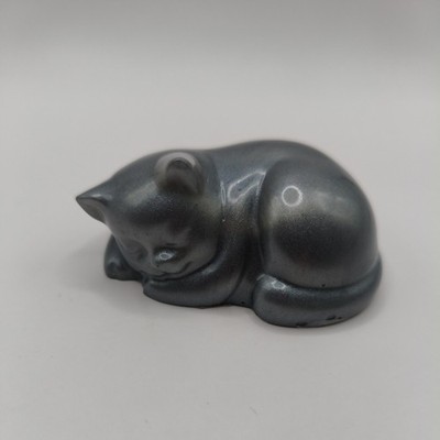 Kleines Harz schlafendes Kätzchen Katze in dunkelgrau Glanzeffekt Ornament Figur Geschenk