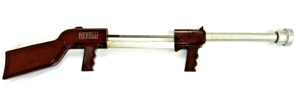 Vintage 1950s Newell Airfire Sub-Machine Gun Ping Pong Ball Launcher B7715 - Image 2 of 4