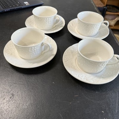 Mikasa English Countryside Flat Cups and Saucers Lot of 4 White 
