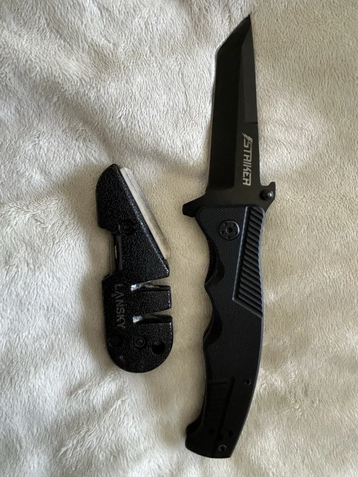 Lote Aftco cuello polaina Hyper silbato TRS Striker cuchillo Outback linterna y más Foto 3 de 4