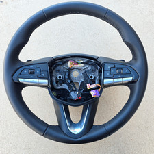 2020-2023 CADILLAC XT4 STEERING WHEEL W/CONTROL SWITCHES BLACK OEM