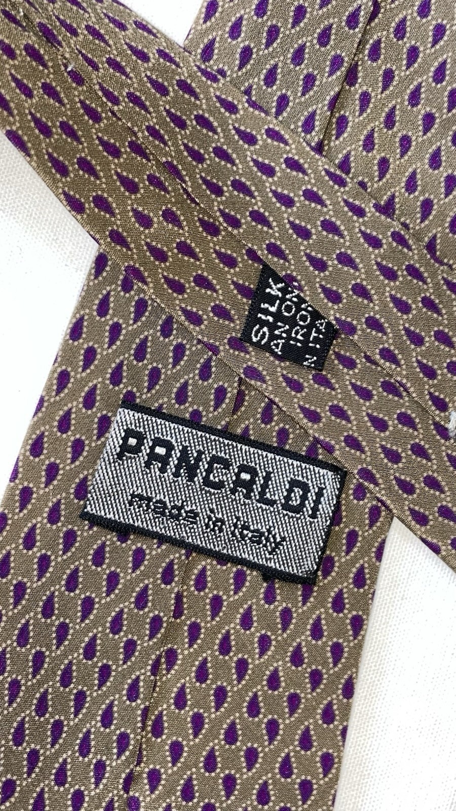 Foto 3 di 6