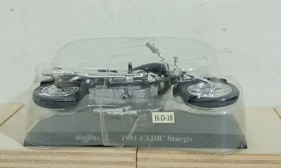 I125116 MAISTO 1/18 - Harley Davidson 1991 FXDB Sturgis - Immagine 2 di 4