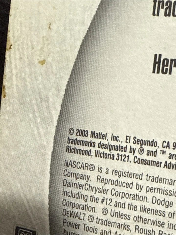 Hot Wheels Nascar KEVIN HARVICK Color Change Car  B6500 0910 - Image 3 of 4