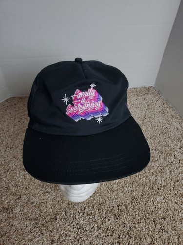 Taco Bell Snapback Mütze Family Is Everything Exclusive It’s A Living Uniform Cap