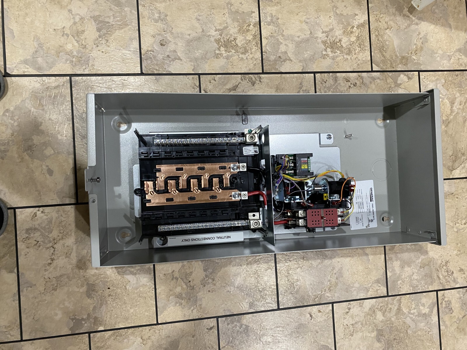 Generac RXG16EZA3 120/240Volt 100Amp 16Circuit Generator Transfer