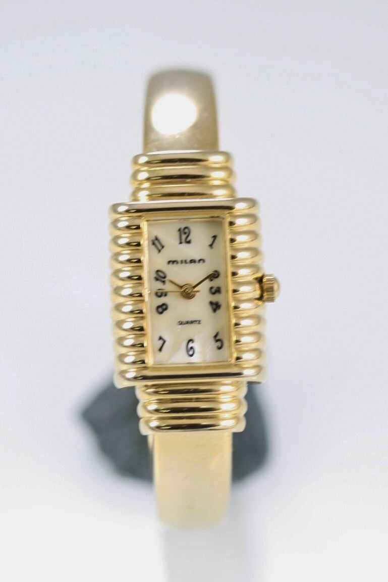 Milan Watch Women Stainless Gold Steel Water Resistant Beige  display picture 3