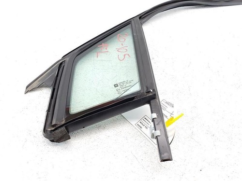 11-15 Chevy Volt Front Driver Vent Glass Window 22906079 - Picture 2 of 12