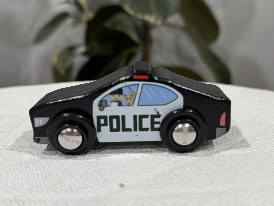 Coches de madera antiguos, 3 vehículos, rodantes Foto 2 de 4