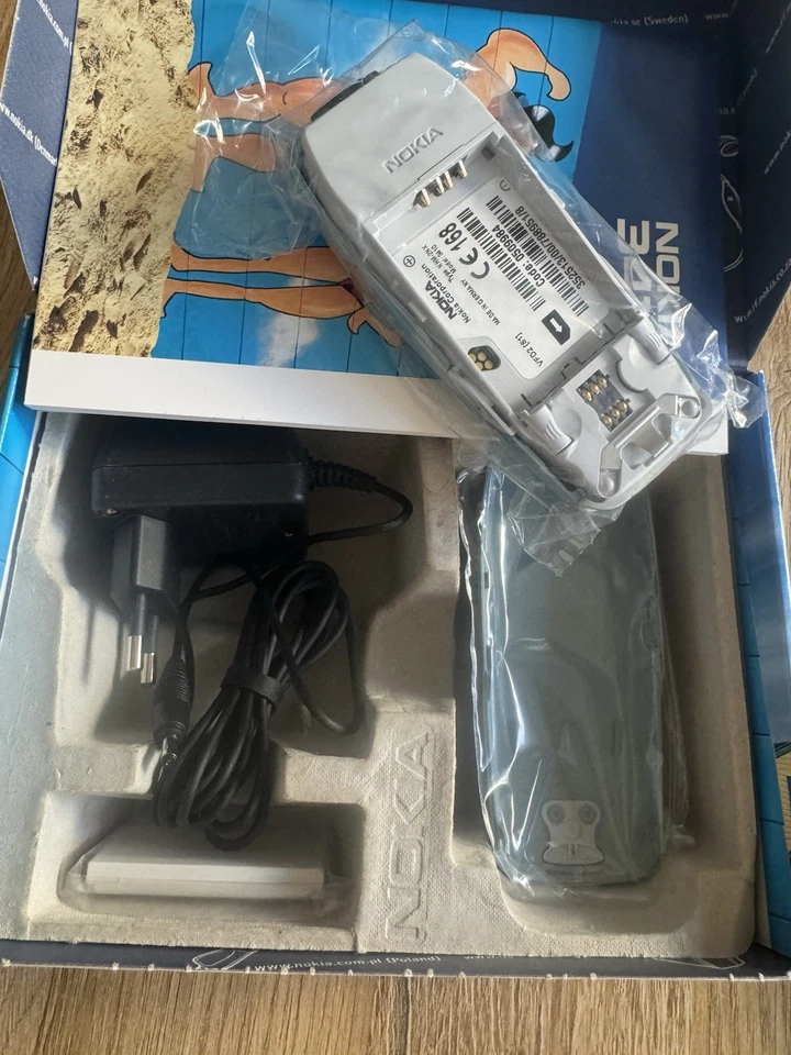 Nokia 3410 -Blau Neu! - Bild 2 von 4