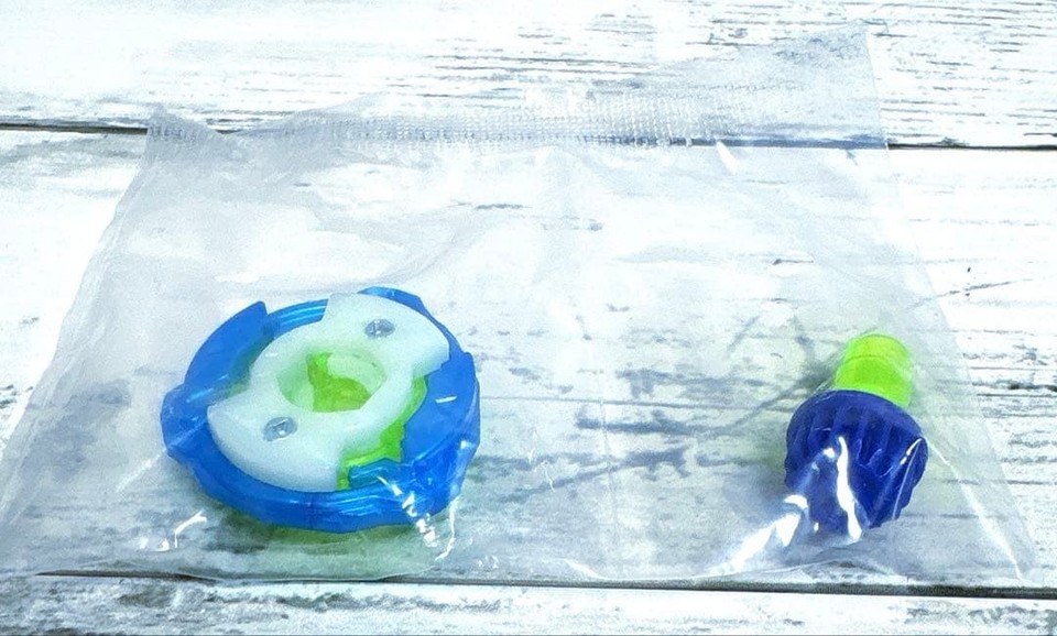 Takara Tomy Beyblade X Aero Pegasus 3-70 Ratchet Accel Bit 2-Piece Set ...