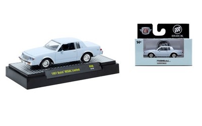 1987 Buick Regal  Limited  Light Blue **** M2 Machines Box 1:64 OVP
