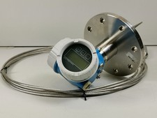 Appareil de mesure multiparamétrique radar guidé Endress + Hauser FMP57-4652/...